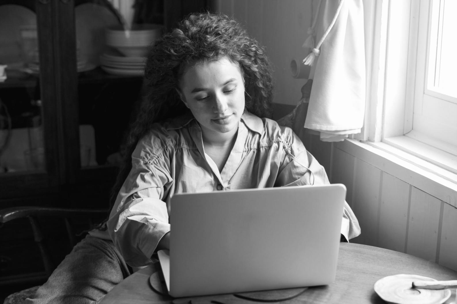 Competitive advantage in financial education